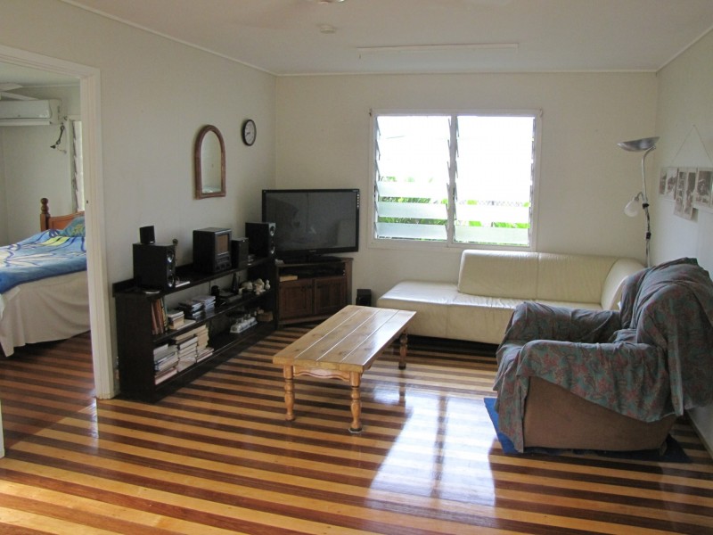 6 Marine Parade, Newell QLD 4873