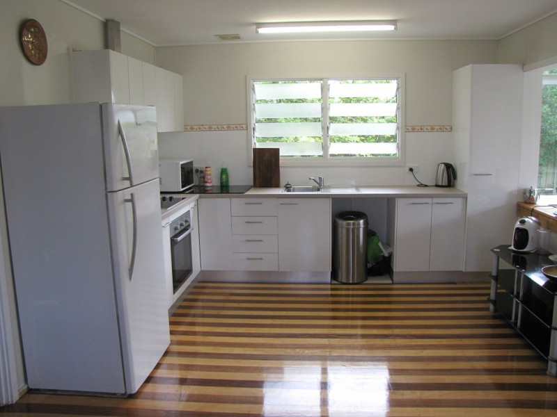 6 Marine Parade, Newell QLD 4873