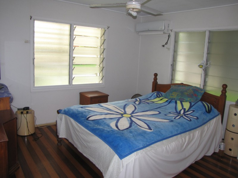 6 Marine Parade, Newell QLD 4873