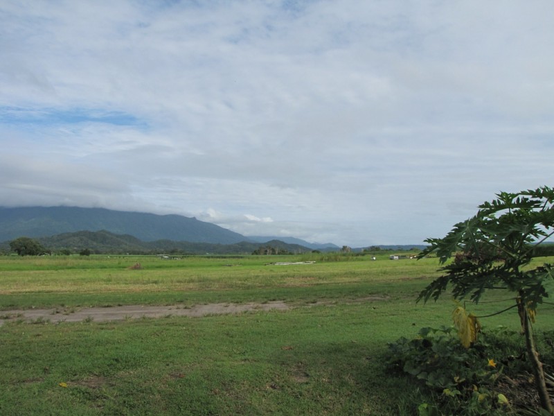 6 Marine Parade, Newell QLD 4873