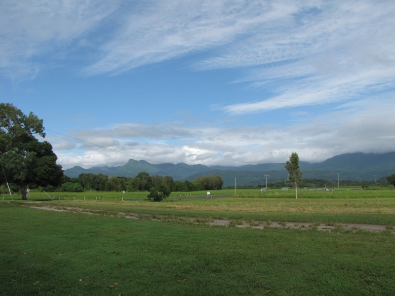 6 Marine Parade, Newell QLD 4873