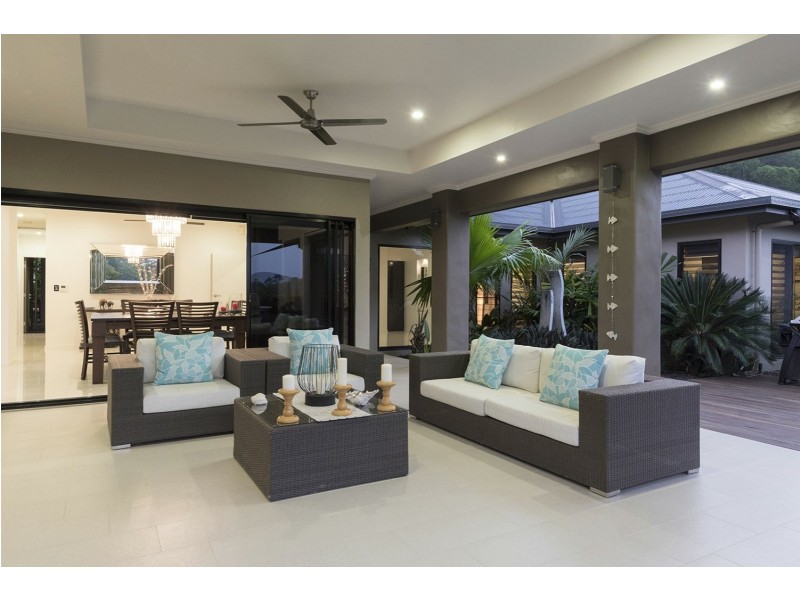 9 Thomson Low Drive, Shannonvale, Port Douglas QLD 4877