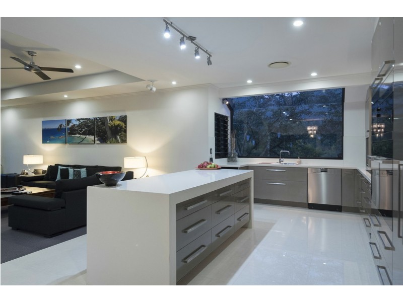 9 Thomson Low Drive, Shannonvale, Port Douglas QLD 4877