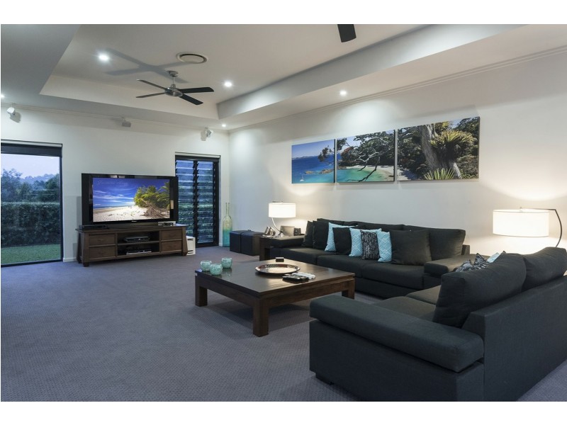 9 Thomson Low Drive, Shannonvale, Port Douglas QLD 4877