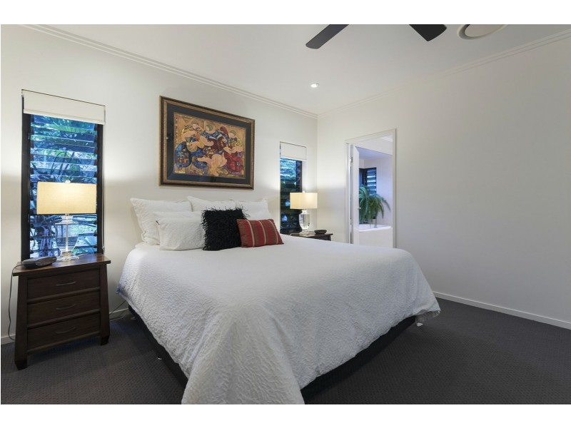 9 Thomson Low Drive, Shannonvale, Port Douglas QLD 4877