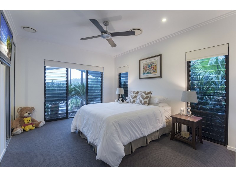 9 Thomson Low Drive, Shannonvale, Port Douglas QLD 4877