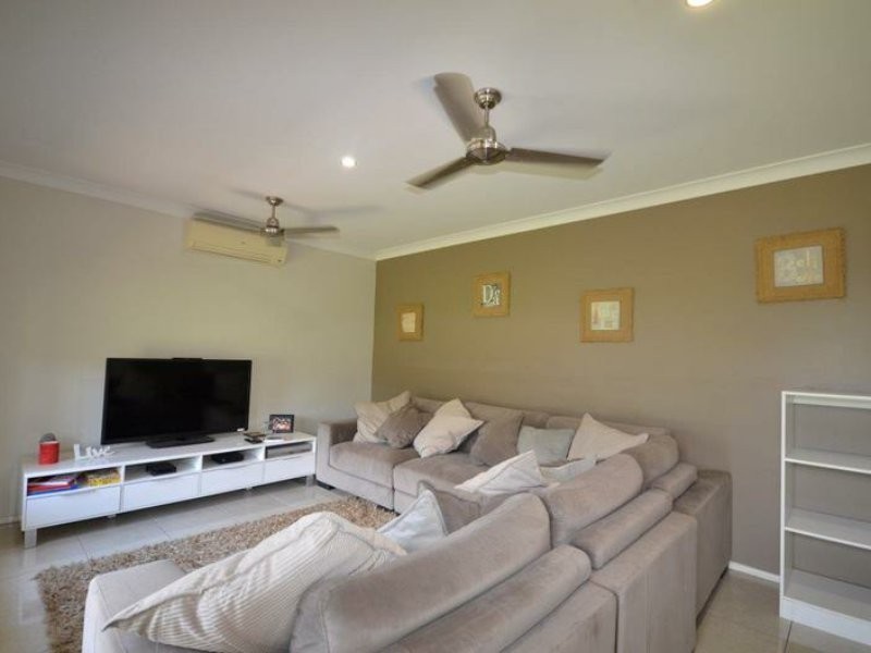 48 Riflebird Street, Mossman QLD 4873