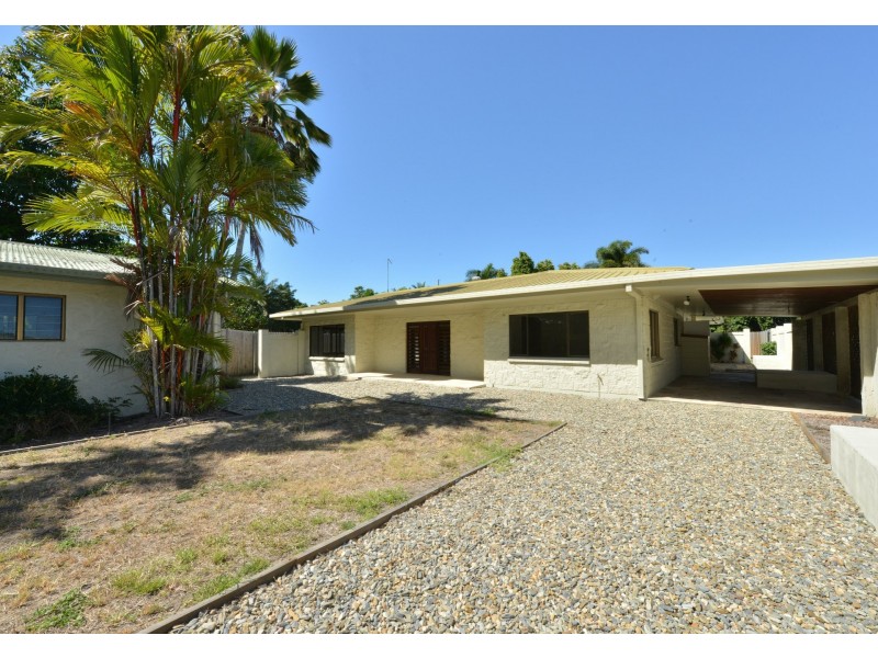 1180 Mossman Daintree Road, Rocky Point QLD 4873