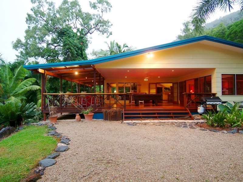 Mowbray QLD 4877