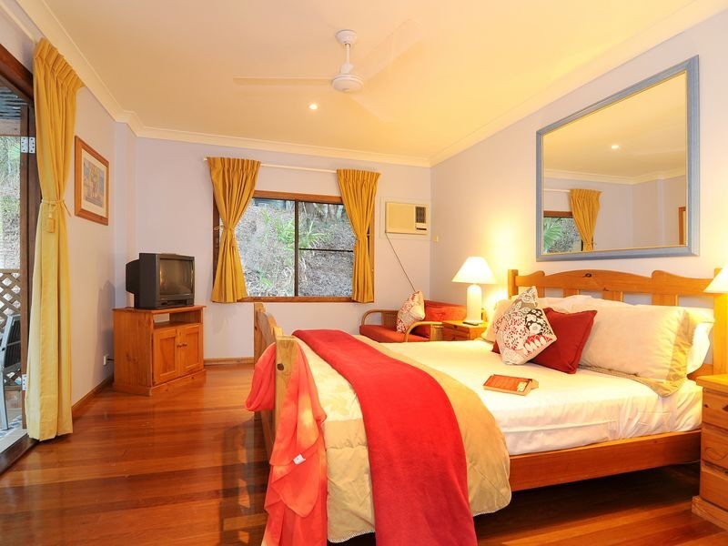 Mowbray QLD 4877