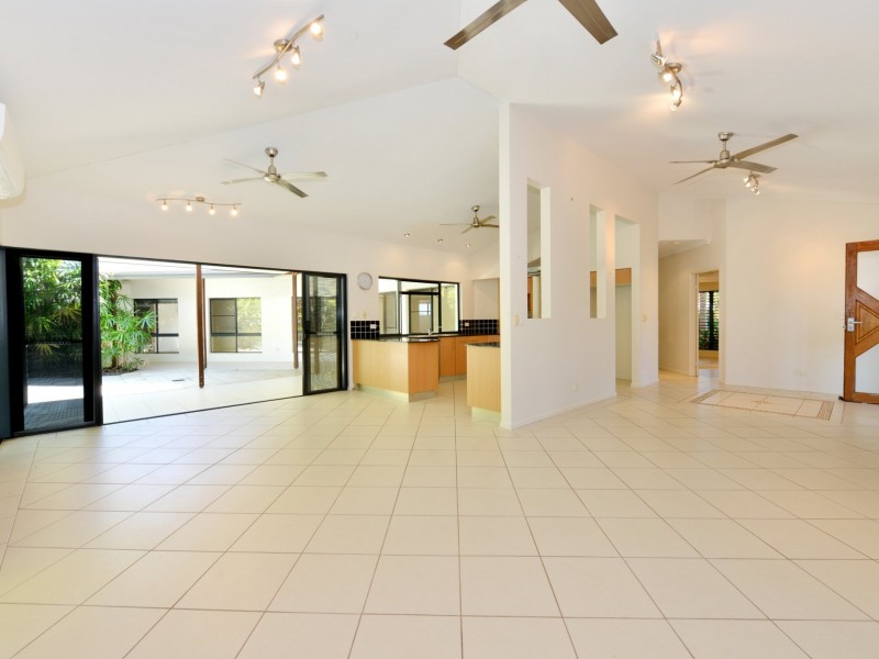 25 Brolga Street, Port Douglas QLD 4877