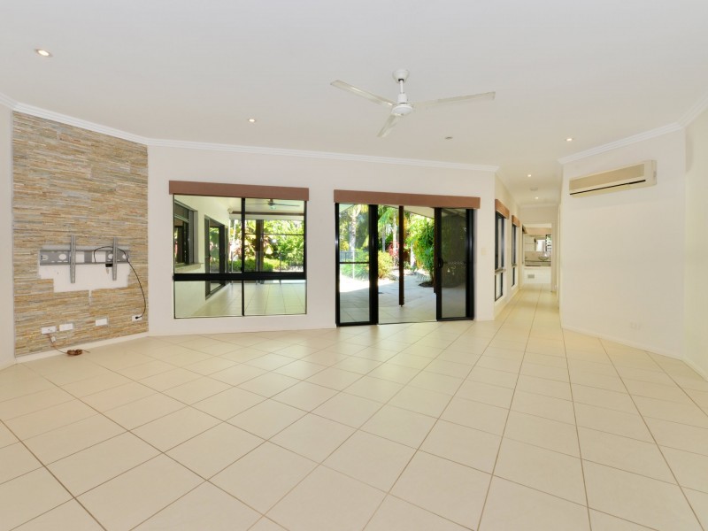 25 Brolga Street, Port Douglas QLD 4877