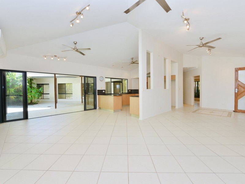 25 Brolga Street, Port Douglas QLD 4877