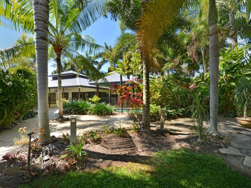 25 Brolga Street, Port Douglas QLD 4877
