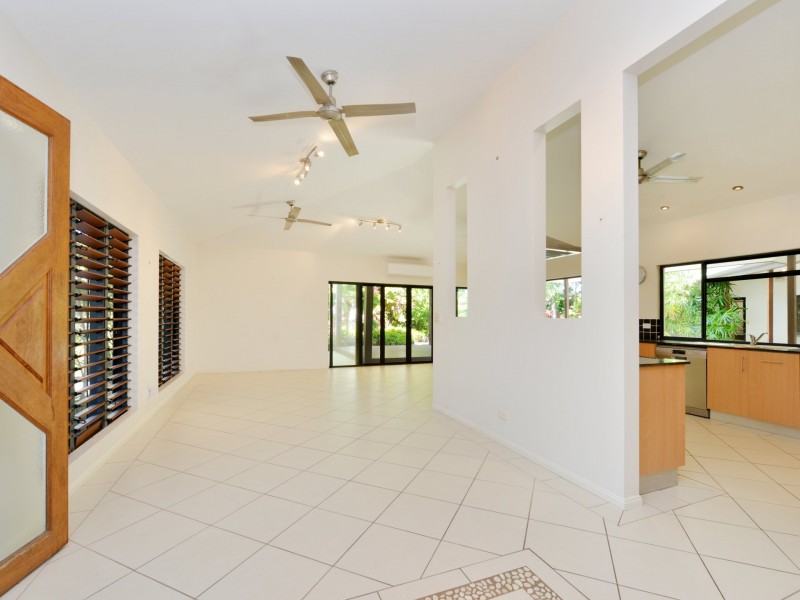 25 Brolga Street, Port Douglas QLD 4877