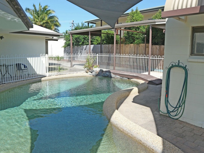 4/15 Pecten Avenue, Port Douglas QLD 4877