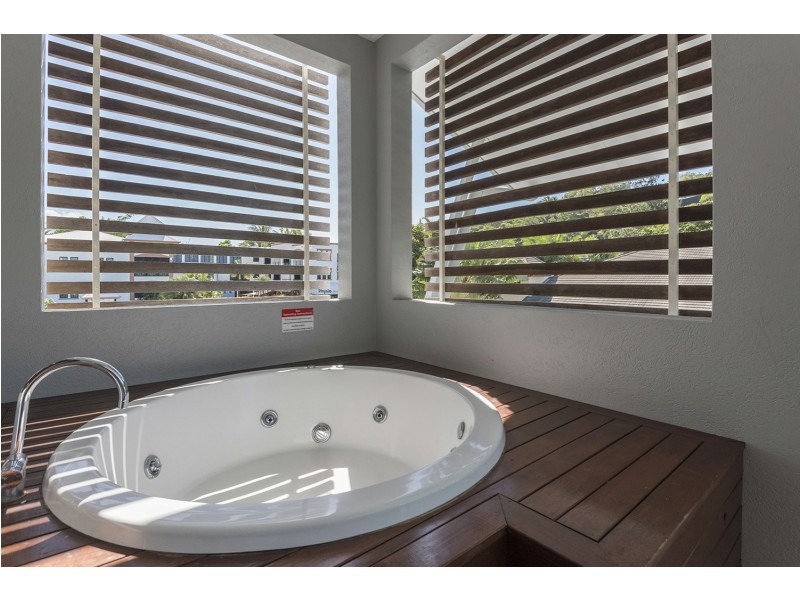 33 Mantra Aqueous/3-5 Davidson Street, Port Douglas QLD 4877