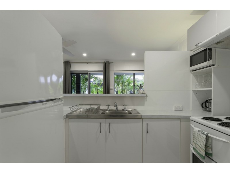 15 Lychee Tree/95 Davidson Street, Port Douglas QLD 4877