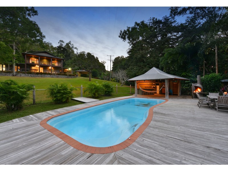 242-250 Mowbray River Road, Port Douglas QLD 4877