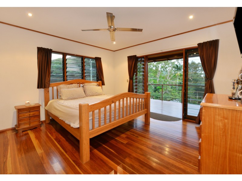 242-250 Mowbray River Road, Port Douglas QLD 4877