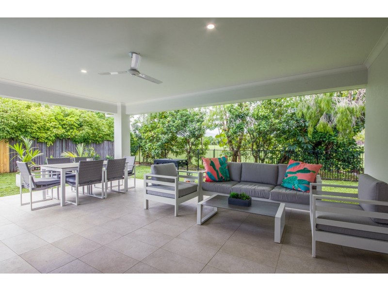 22 Sandpiper Street, Port Douglas QLD 4877