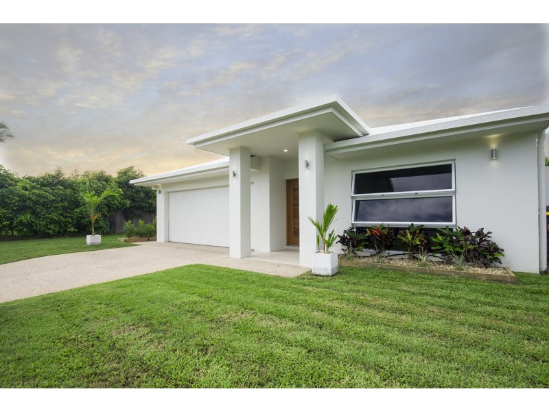 22 Sandpiper Street, Port Douglas QLD 4877