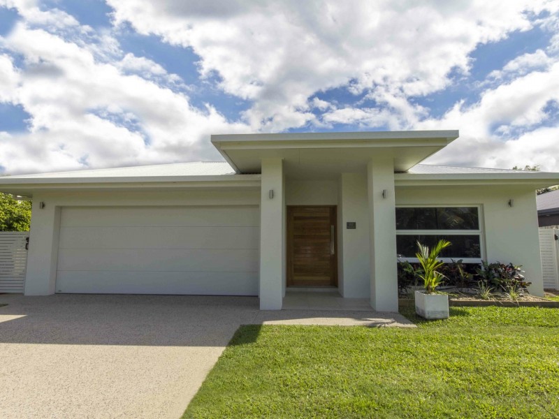 22 Sandpiper Street, Port Douglas QLD 4877