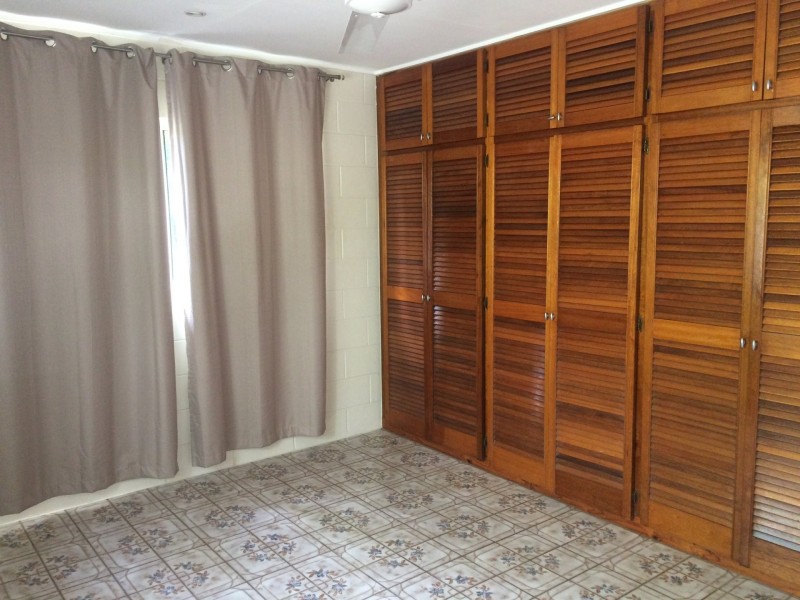 1 & 2/25 Limpet Ave, Port Douglas QLD 4877