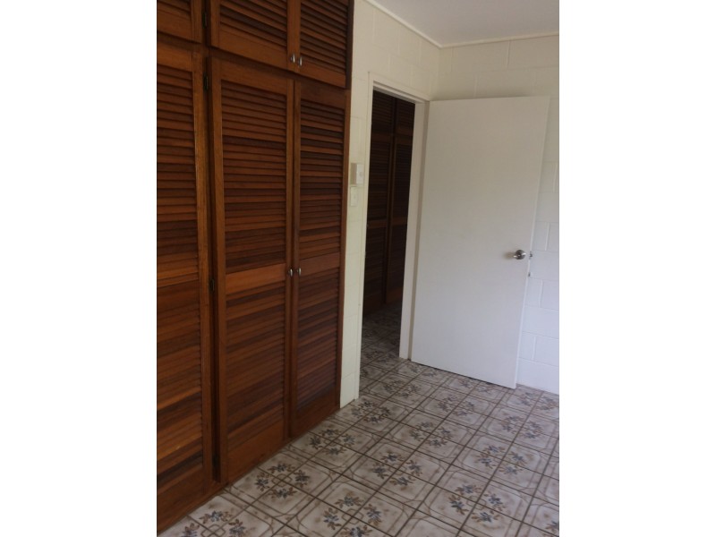 1 & 2/25 Limpet Ave, Port Douglas QLD 4877