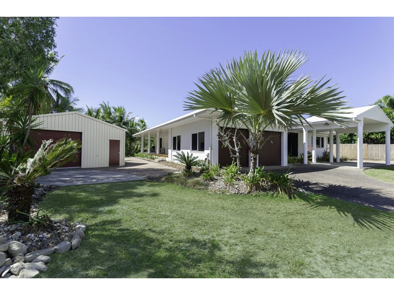 65 Endeavour Street, Port Douglas QLD 4877