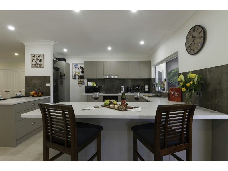 65 Endeavour Street, Port Douglas QLD 4877