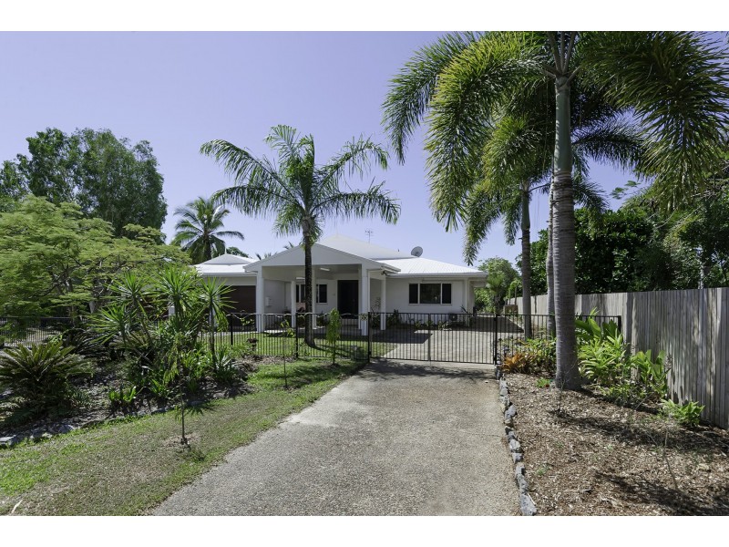 65 Endeavour Street, Port Douglas QLD 4877