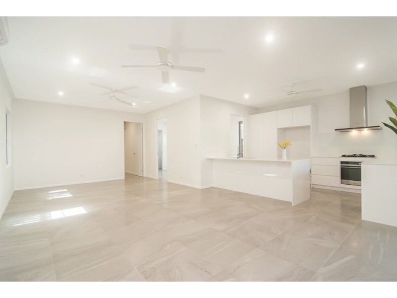 6A Mudlo Street, Port Douglas QLD 4877