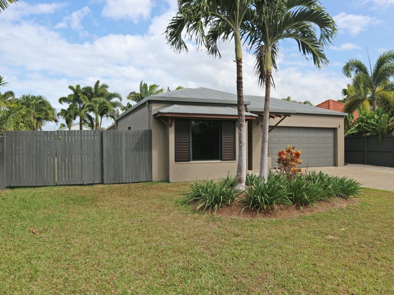 10 Sanderling Close, Port Douglas QLD 4877