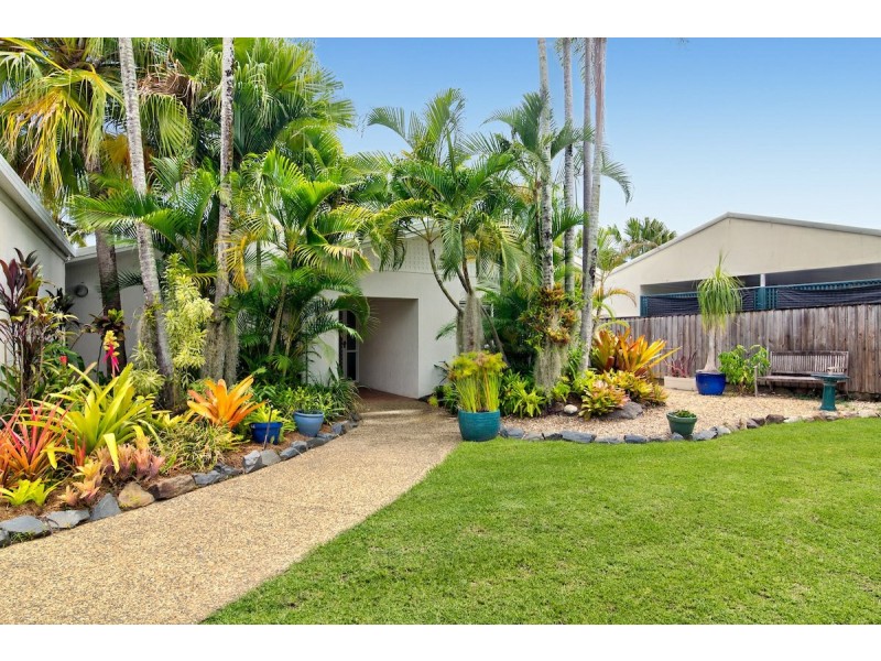 25 Endeavour Street, Port Douglas QLD 4877