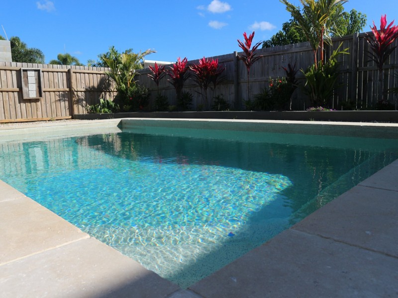 17 Milman Drive, Craiglie QLD 4877