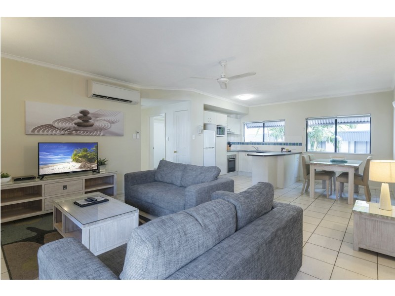25 Bay Villas/51-53 Davidson Street, Port Douglas QLD 4877