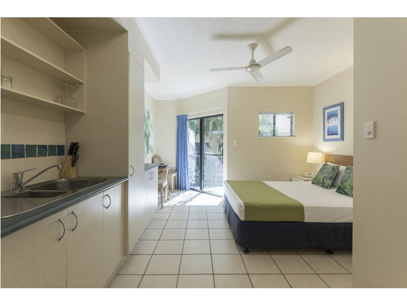 25 Bay Villas/51-53 Davidson Street, Port Douglas QLD 4877