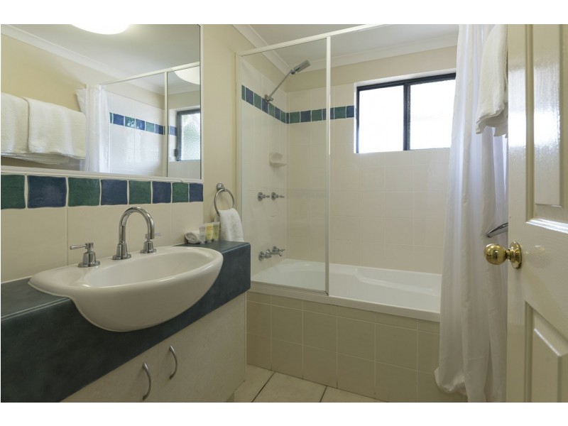25 Bay Villas/51-53 Davidson Street, Port Douglas QLD 4877