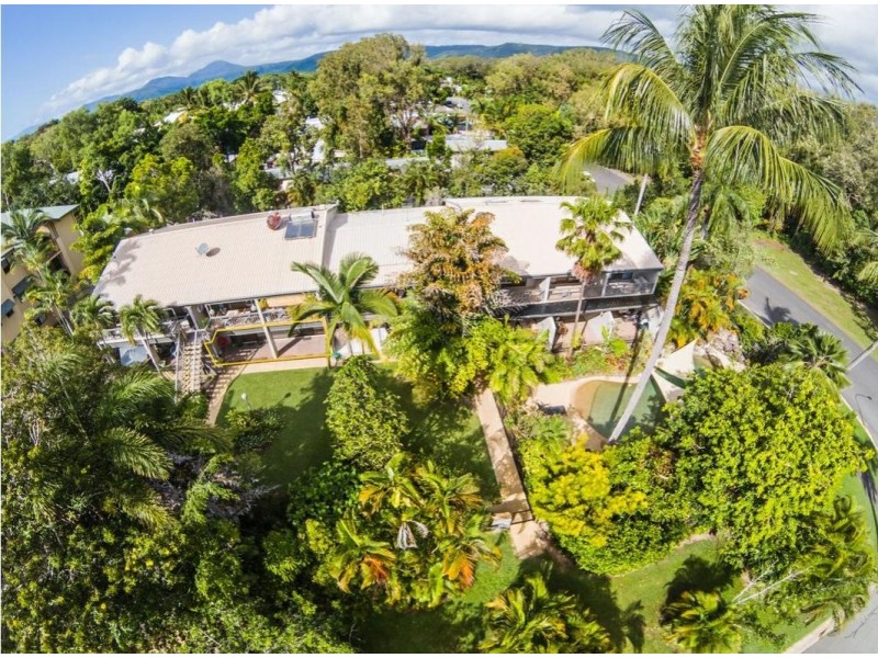 2 Cascades/1 Blake Street, Port Douglas QLD 4877