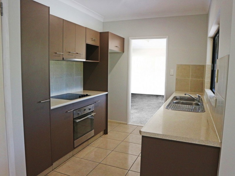 48 Riflebird Crescent, Mossman QLD 4873