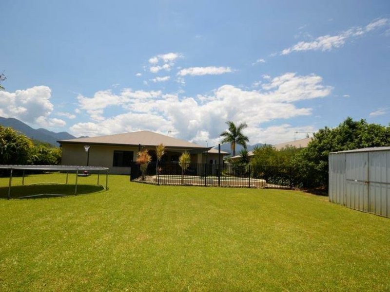 48 Riflebird Crescent, Mossman QLD 4873