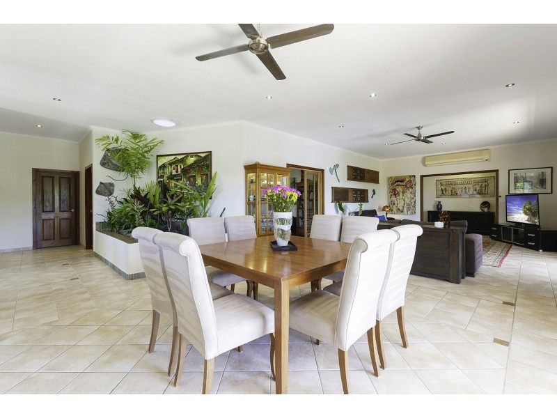 1 Sunbird Close, Port Douglas QLD 4877