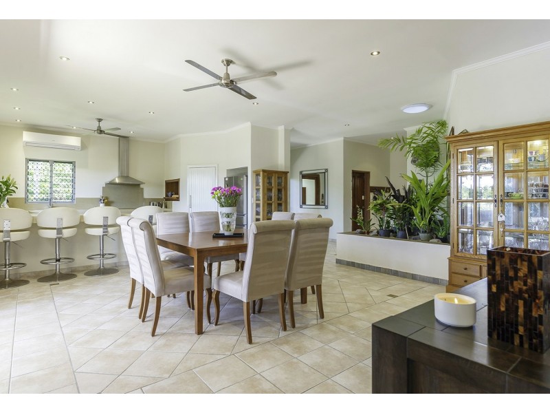 1 Sunbird Close, Port Douglas QLD 4877