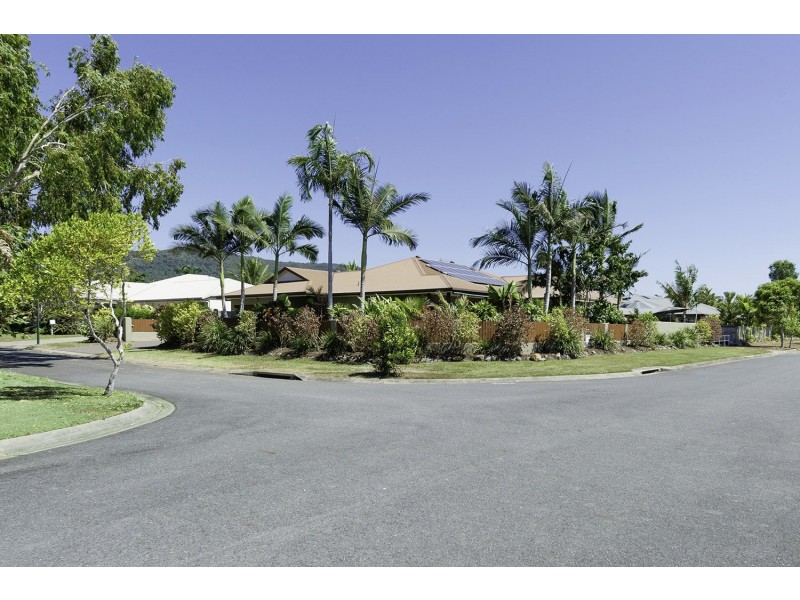 1 Sunbird Close, Port Douglas QLD 4877