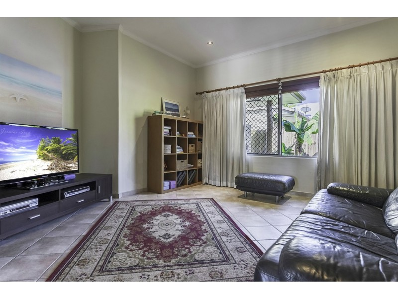 1 Sunbird Close, Port Douglas QLD 4877