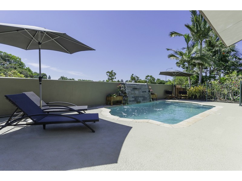 1 Sunbird Close, Port Douglas QLD 4877