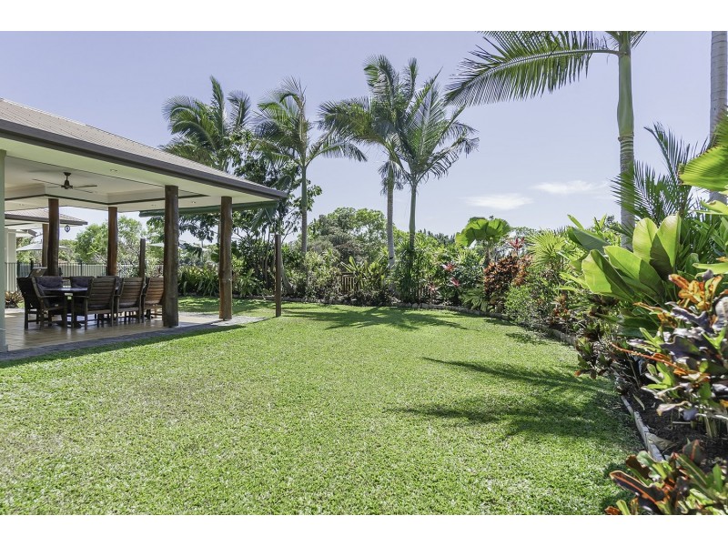 1 Sunbird Close, Port Douglas QLD 4877