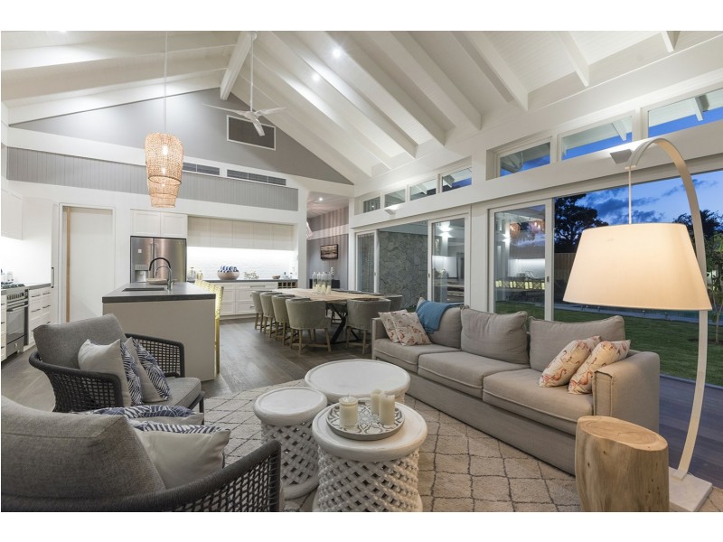 45 Beachfront Mirage, Port Douglas QLD 4877