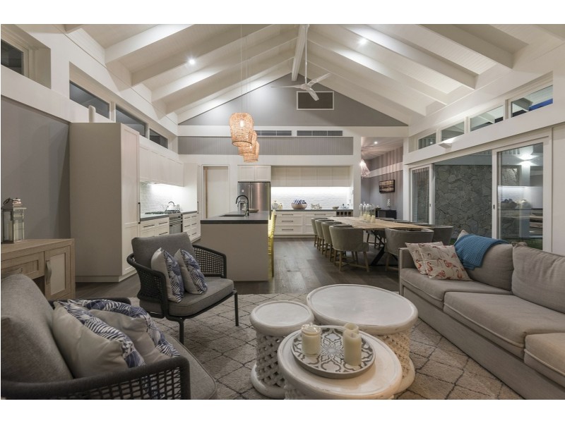 45 Beachfront Mirage, Port Douglas QLD 4877
